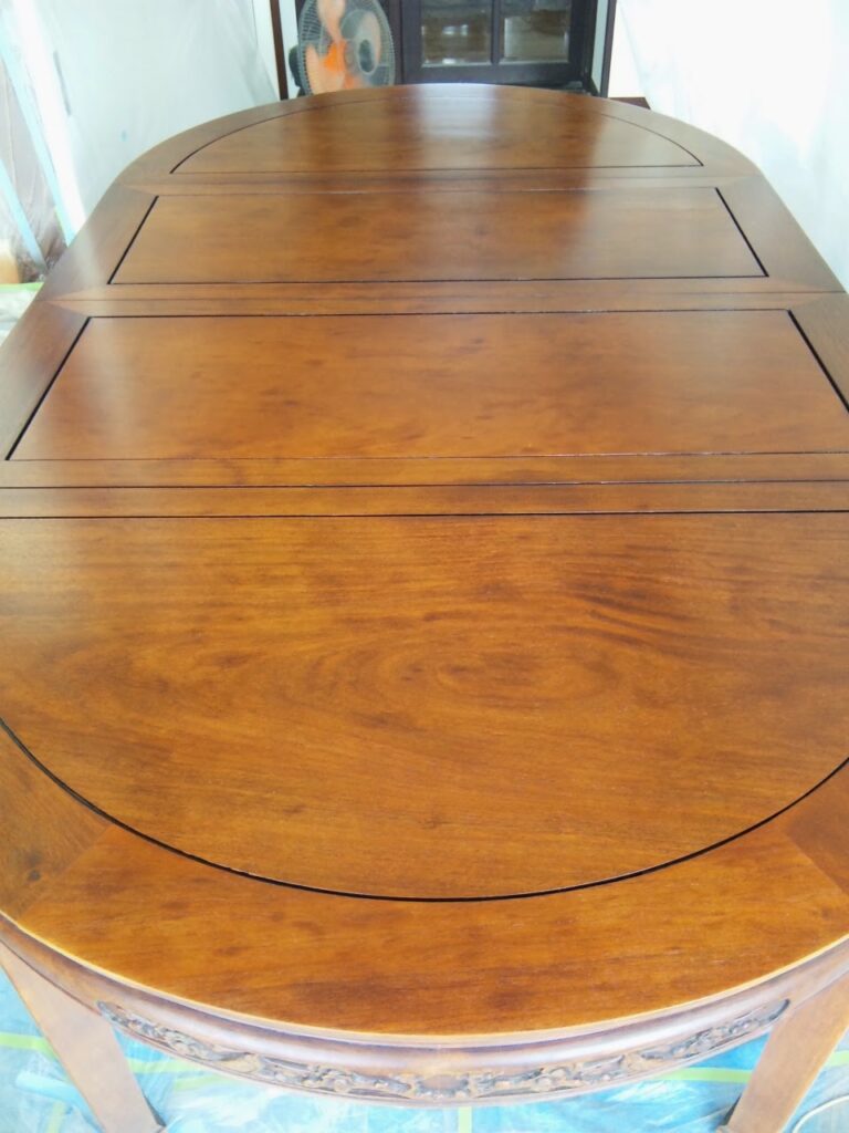 テーブル塗り替え後